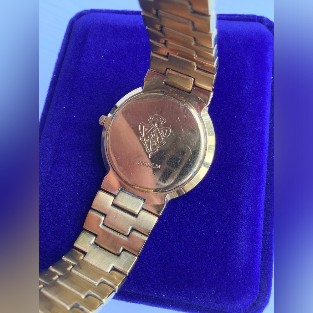 Authentic GUCCI dress watch🌟UNISEX🌟 - Picture 13 of 15